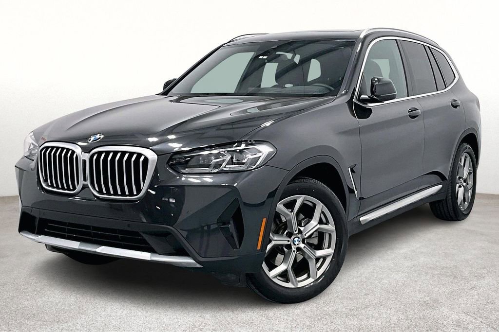 Used 2024 BMW X3 xDrive30i w/ Premium Package image 11