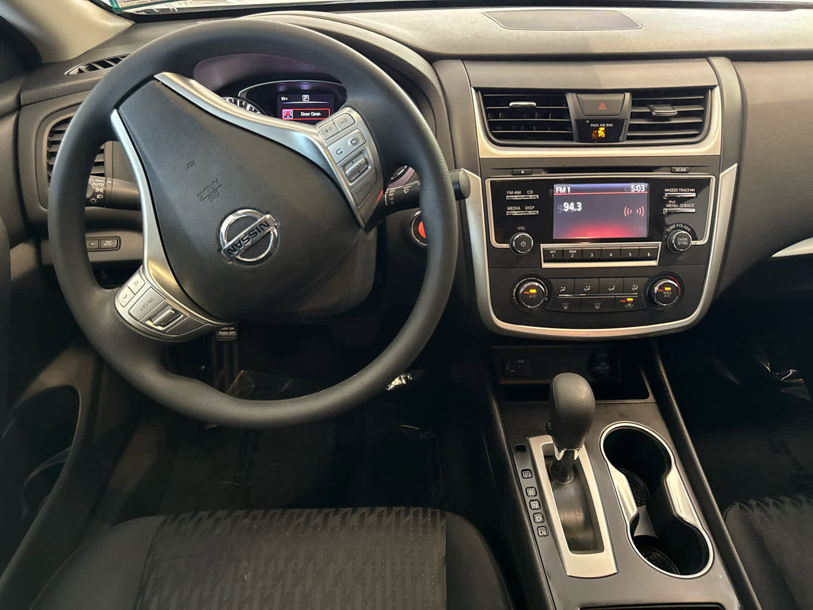 Used 2017 Nissan Altima 2.5 S w/ Power Driver Seat Package FWD image 13