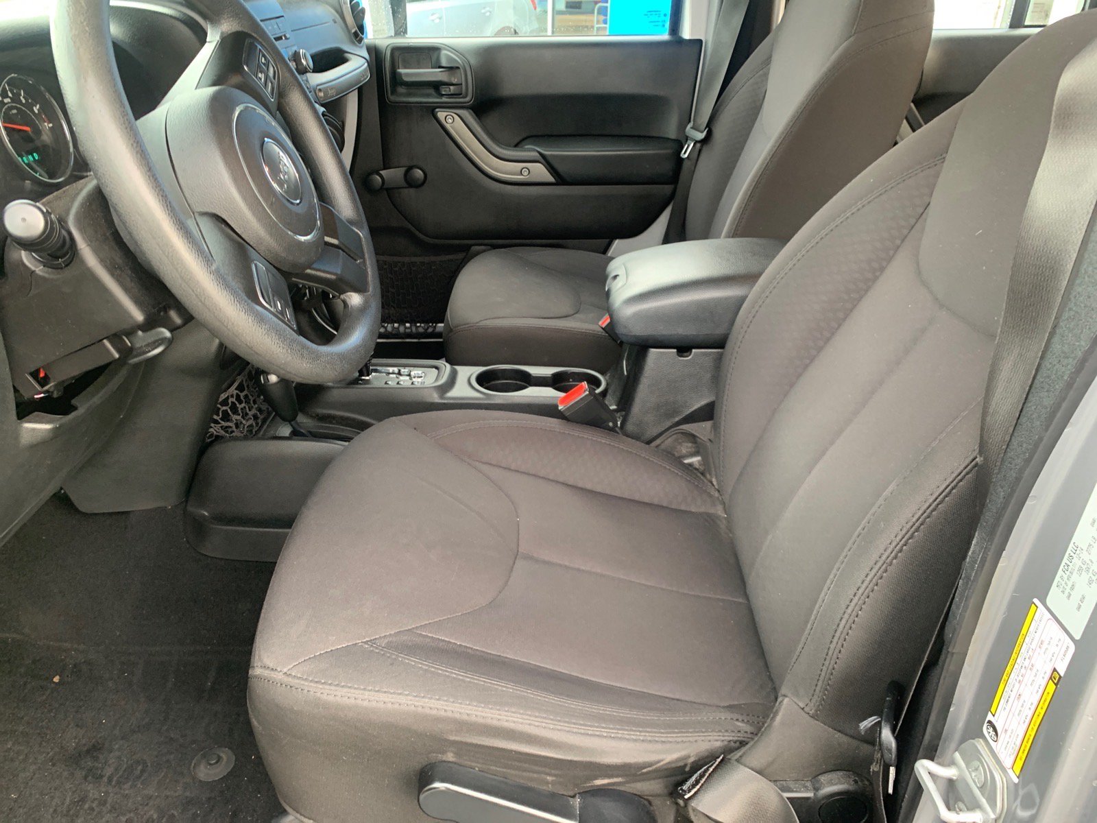 Used 2015 Jeep Wrangler Unlimited Sport AWD/4WD image 6