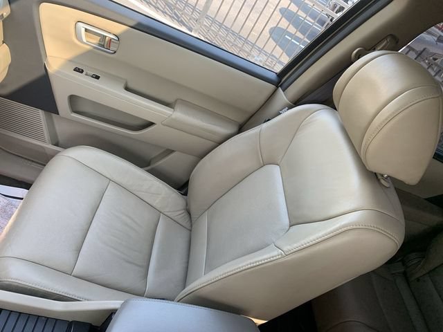 Used 2011 Honda Pilot Touring image 29