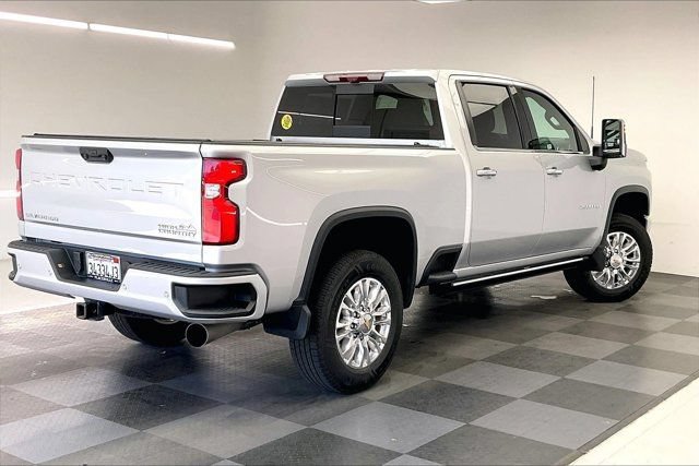 Used 2021 Chevrolet Silverado 2500 High Country w/ Z71 Off-Road Package AWD/4WD image 13