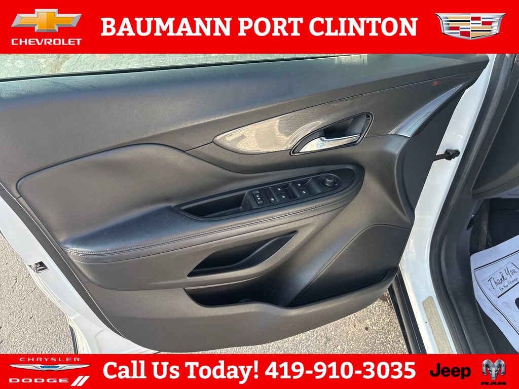 Used 2017 Buick Encore Essence w/ Experience Buick Package FWD image 11
