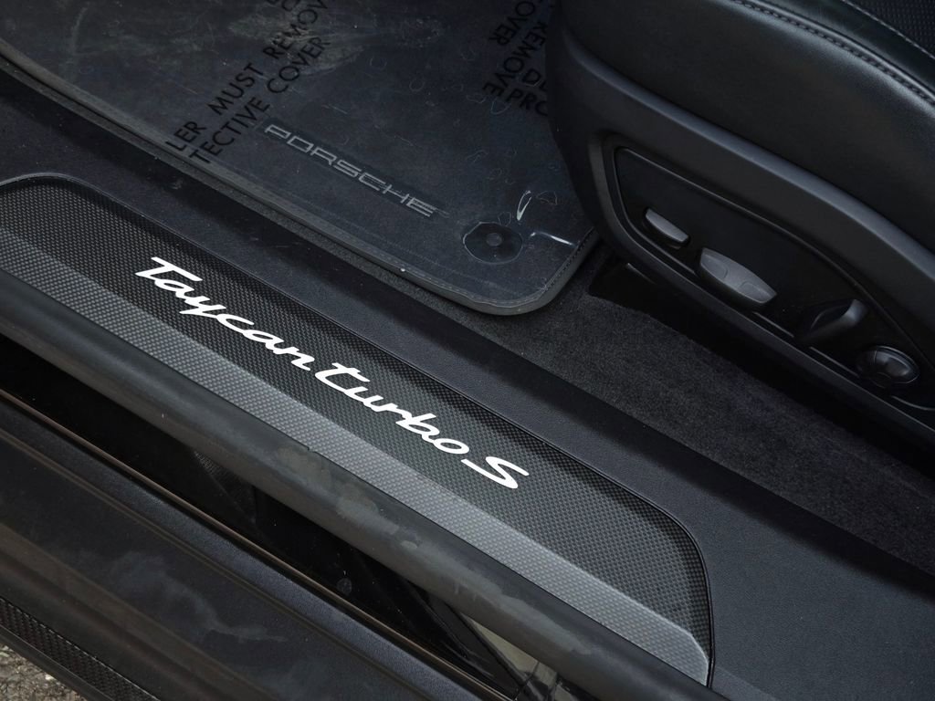 Used 2022 Porsche Taycan Turbo S w/ Premium Package image 21