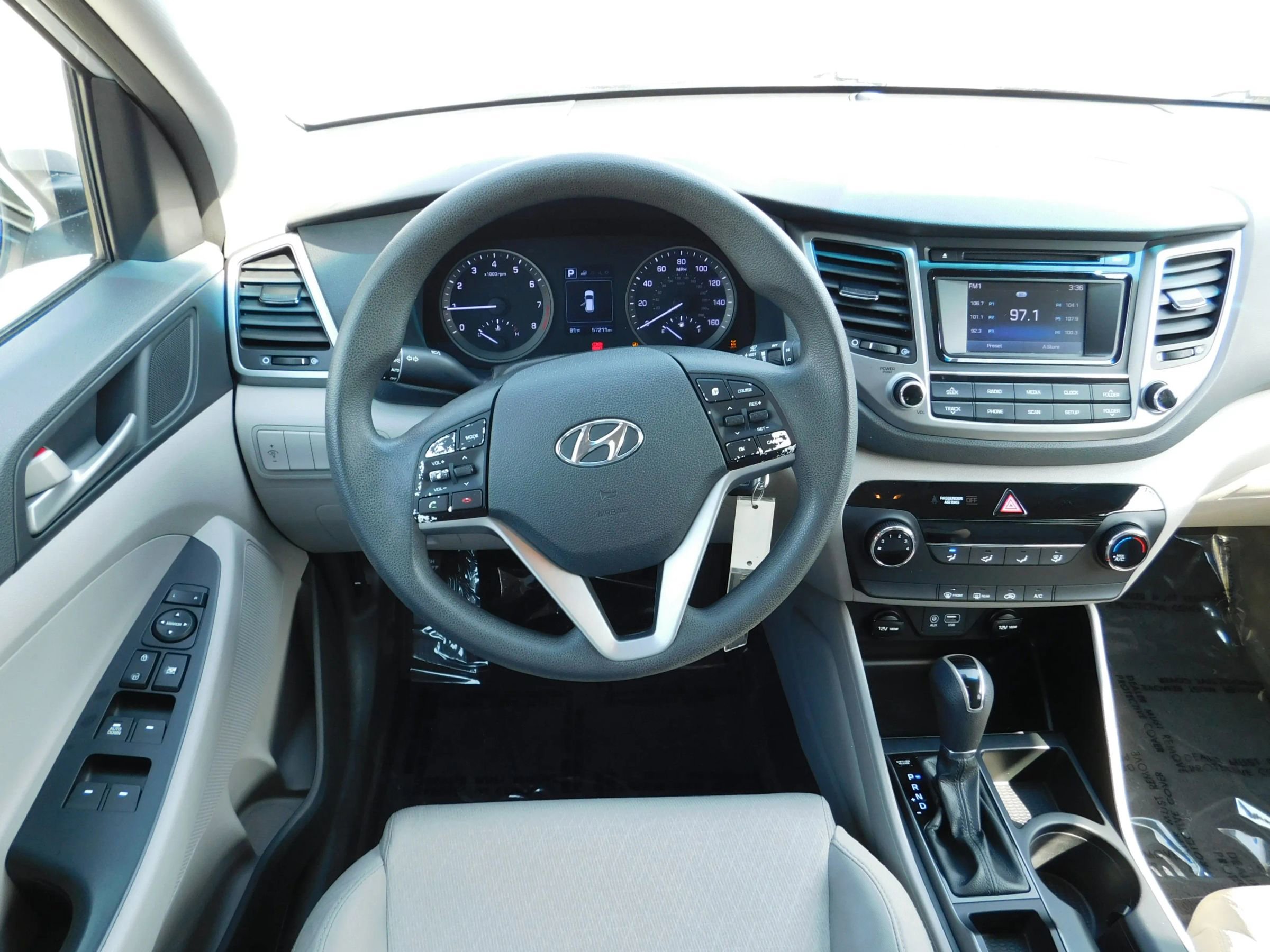 Used 2018 Hyundai Tucson SE AWD/4WD image 10