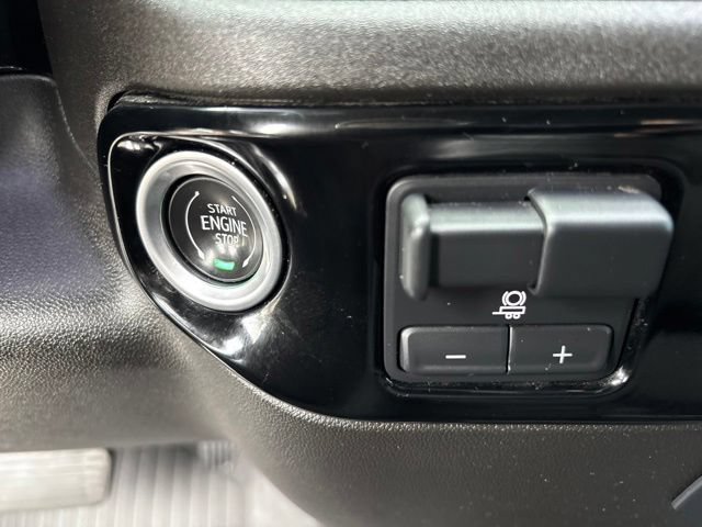Used 2024 Chevrolet Silverado 3500 LT AWD/4WD image 25