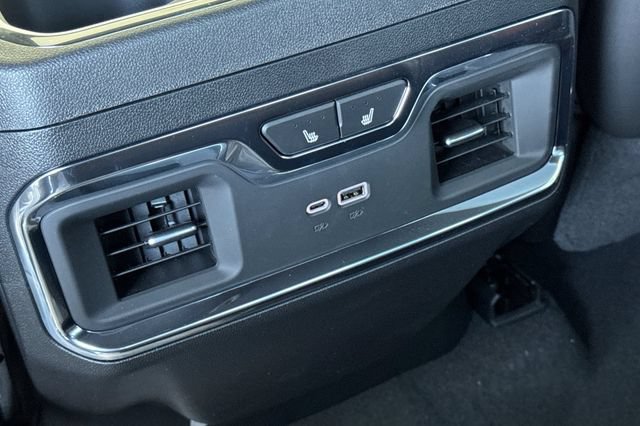 New 2026 GMC Sierra 2500 Denali Ultimate AWD/4WD image 14