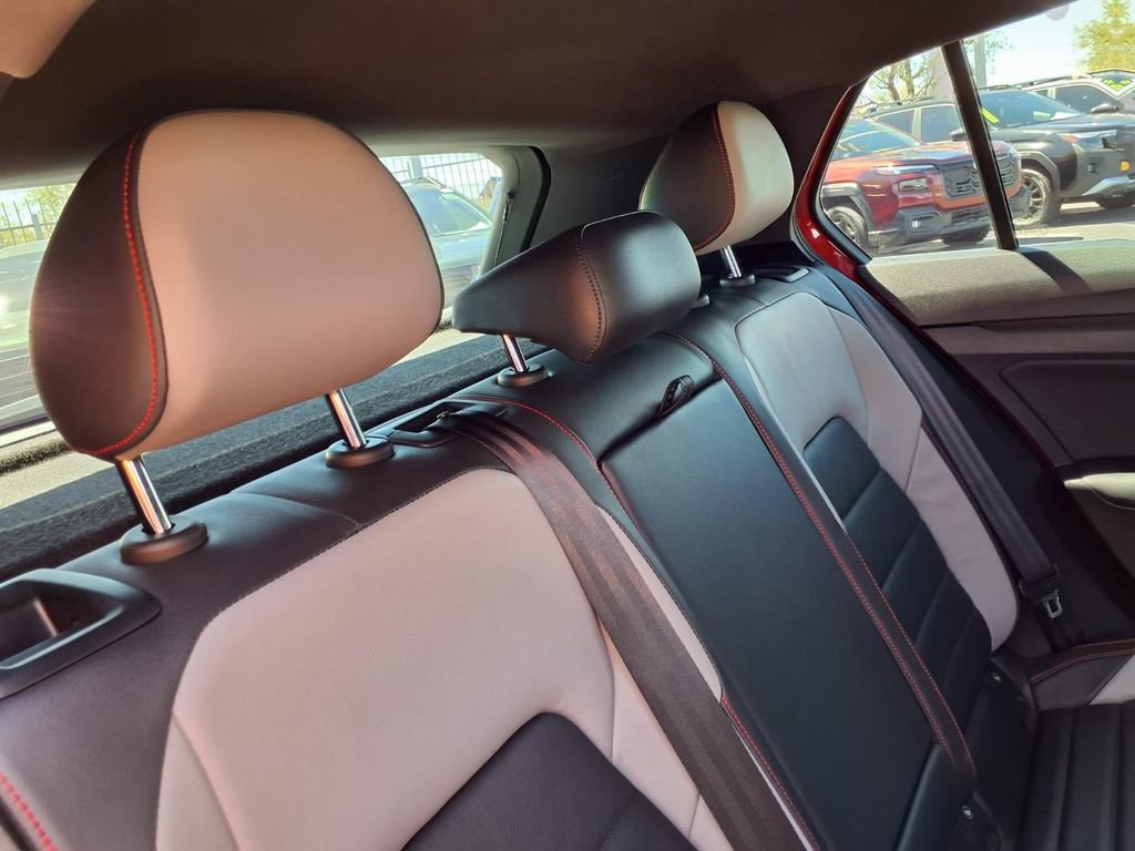 Used 2025 Volkswagen GTI SE image 24