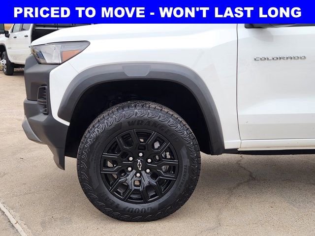Used 2024 Chevrolet Colorado Trail Boss image 15