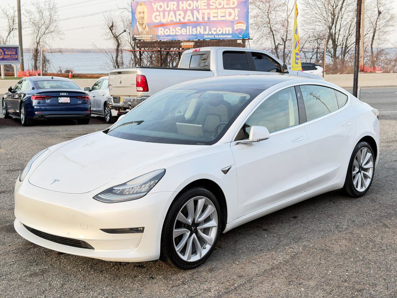 Used 2019 Tesla Model 3 Performance image 8