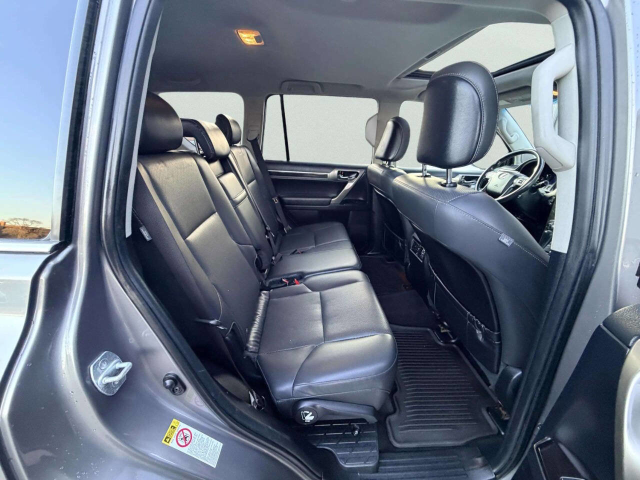 Used 2014 Lexus GX 460 image 26