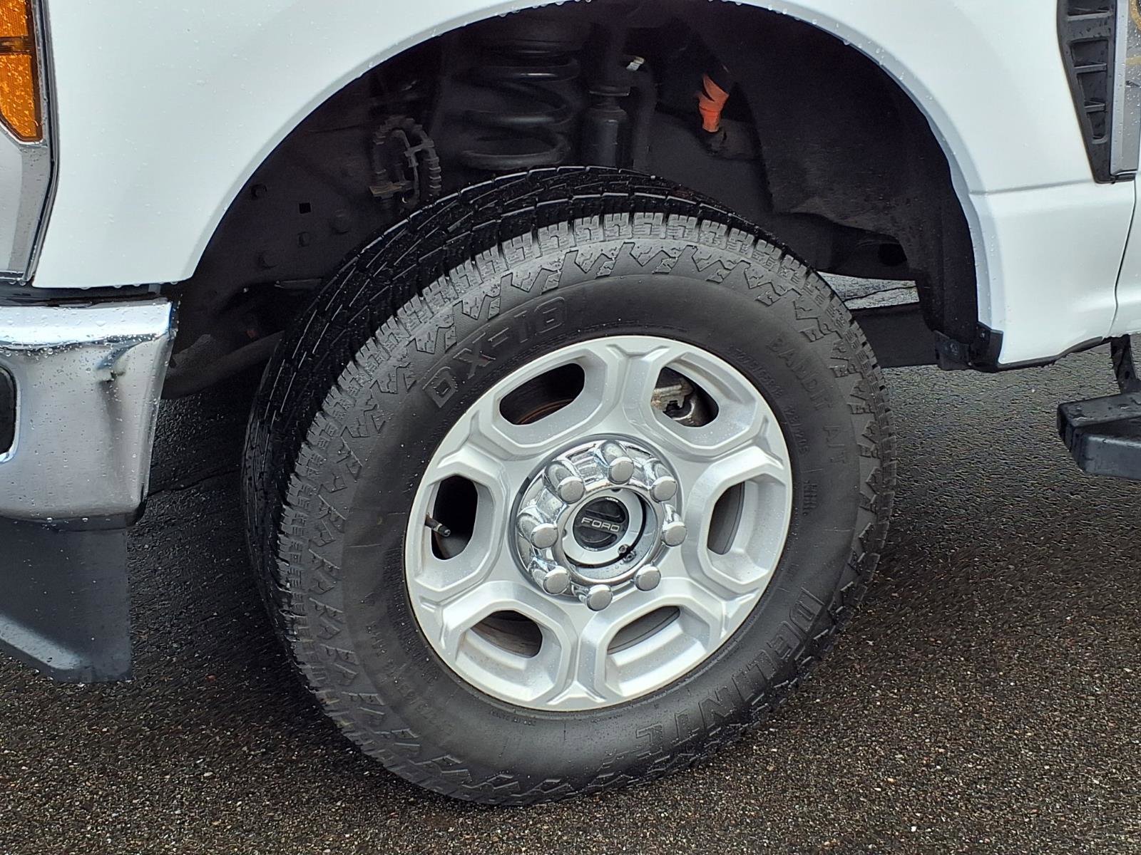 Used 2025 Ford F250 XLT AWD/4WD image 28