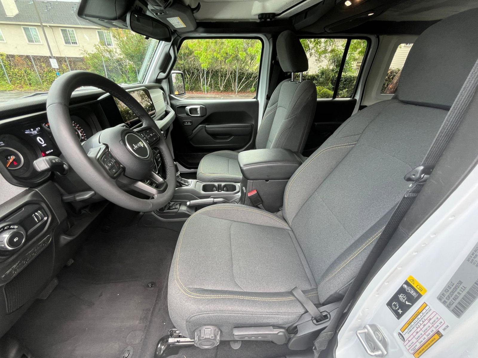 Used 2025 Jeep Wrangler Sport S image 25