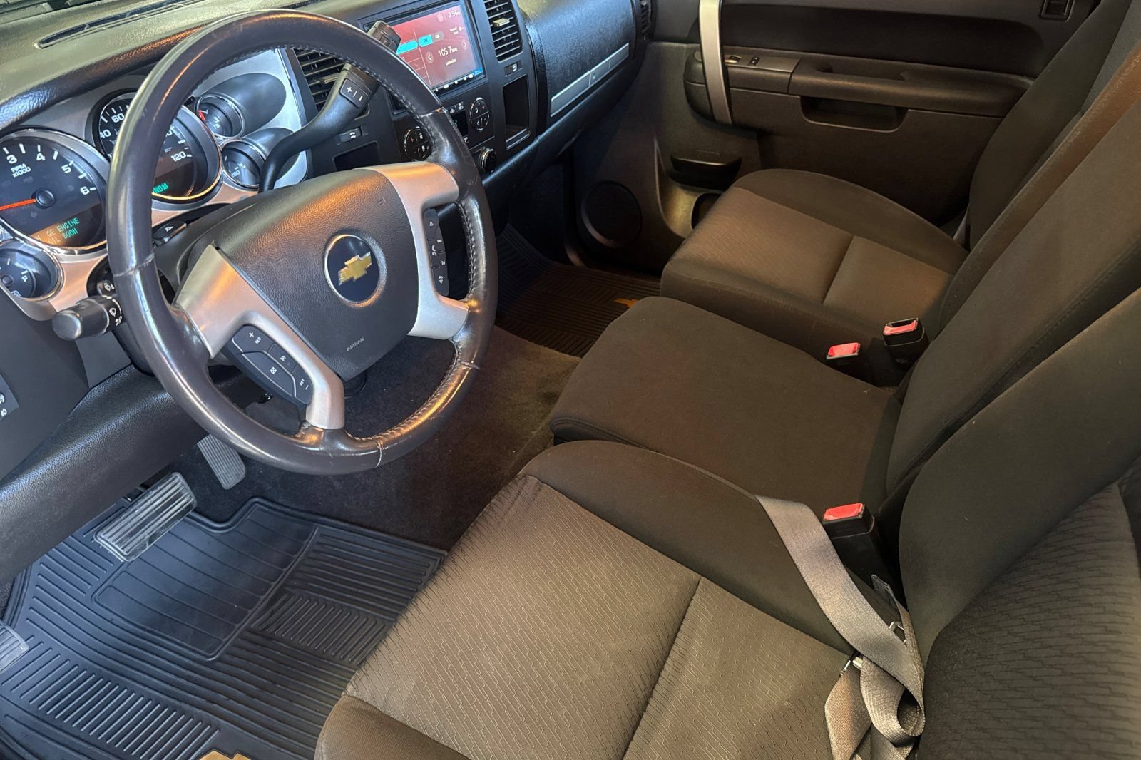 Used 2011 Chevrolet Silverado 1500 LT w/ All-Star Edition RWD image 11