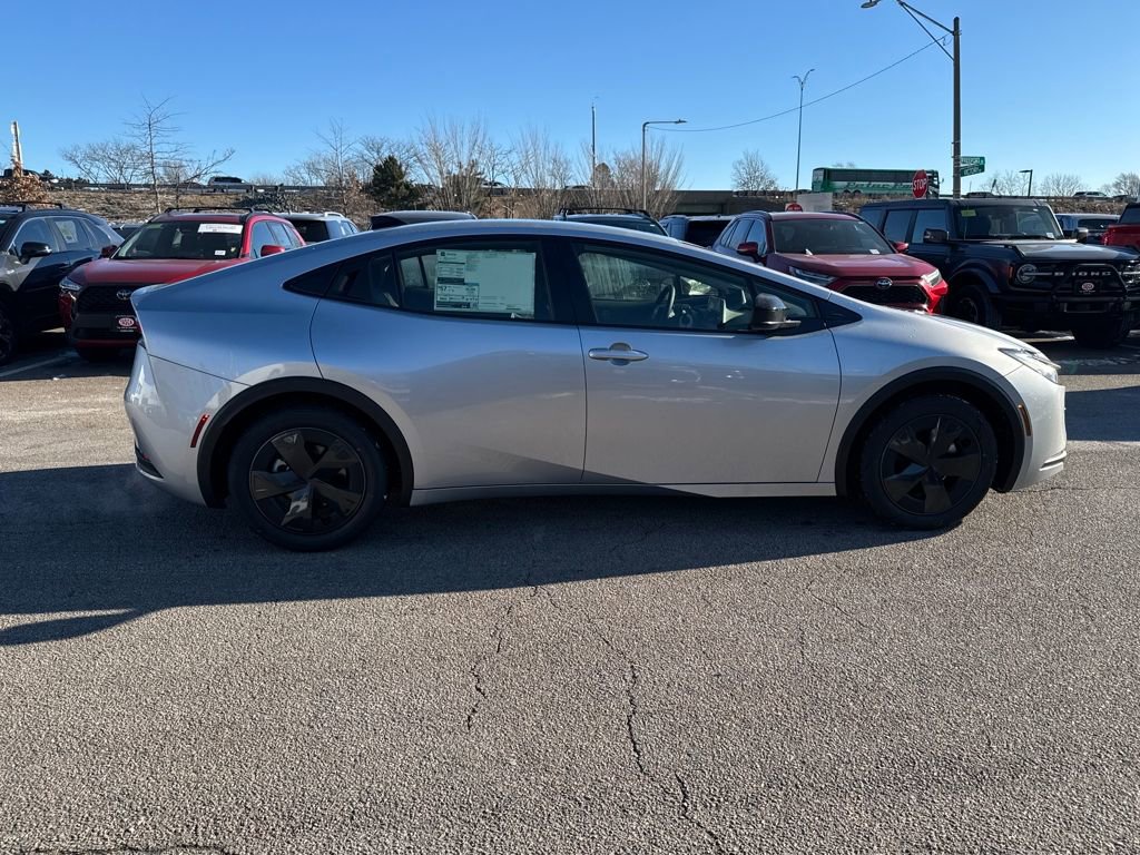 New 2026 Toyota Prius LE FWD image 8
