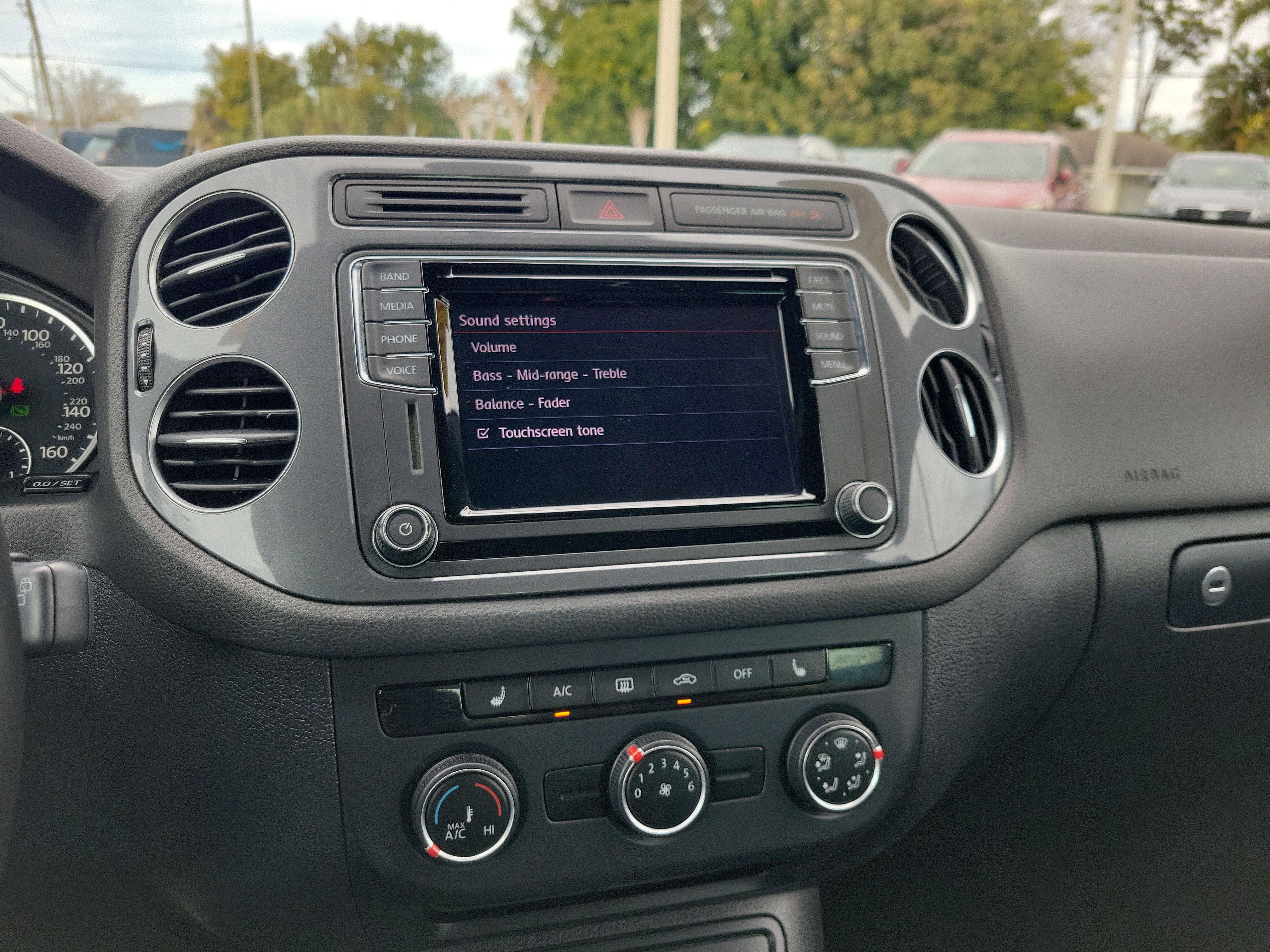 Used 2016 Volkswagen Tiguan R-Line image 22