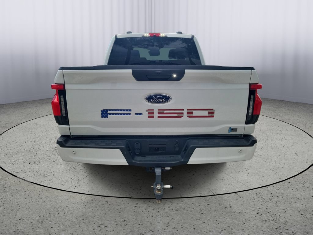 Used 2023 Ford F150 Lightning XLT AWD/4WD image 3