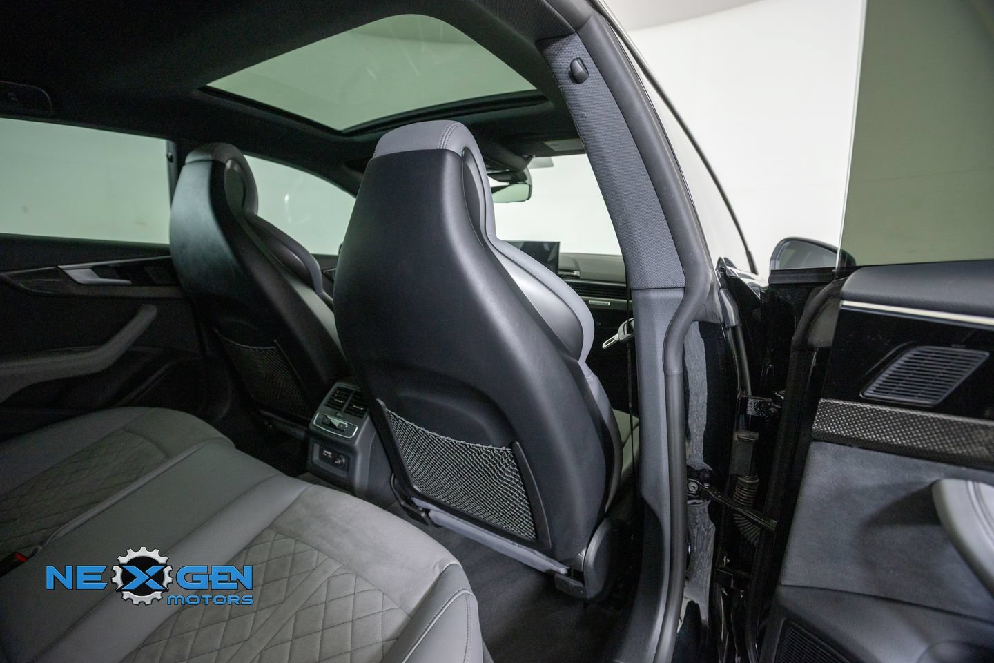Used 2024 Audi S5 Premium Plus w/ Premium Plus Package AWD/4WD image 37