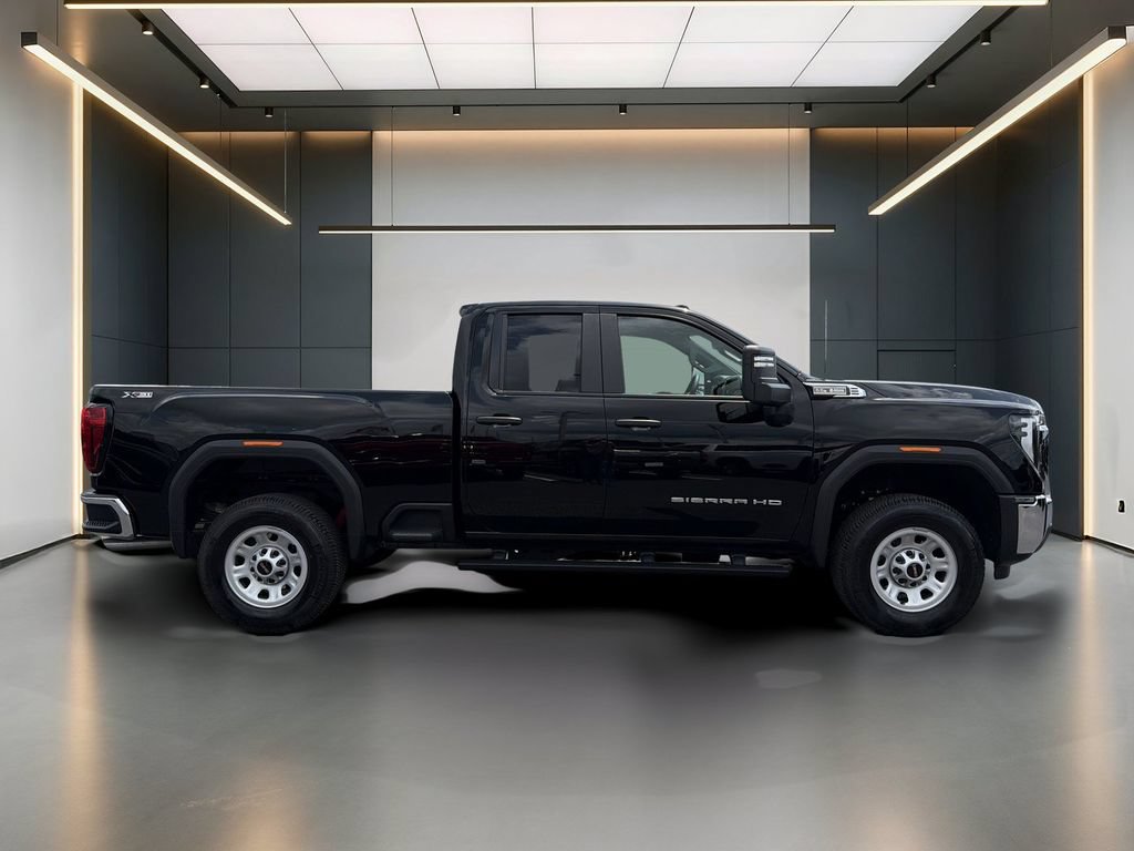 Used 2025 GMC Sierra 2500 Pro AWD/4WD image 8