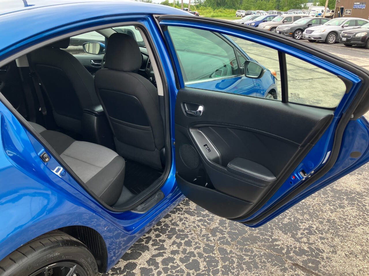 Used 2014 Kia Forte EX image 15
