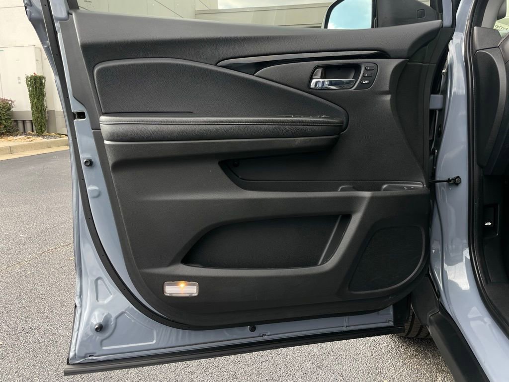 Certified 2022 Honda Pilot Touring image 23