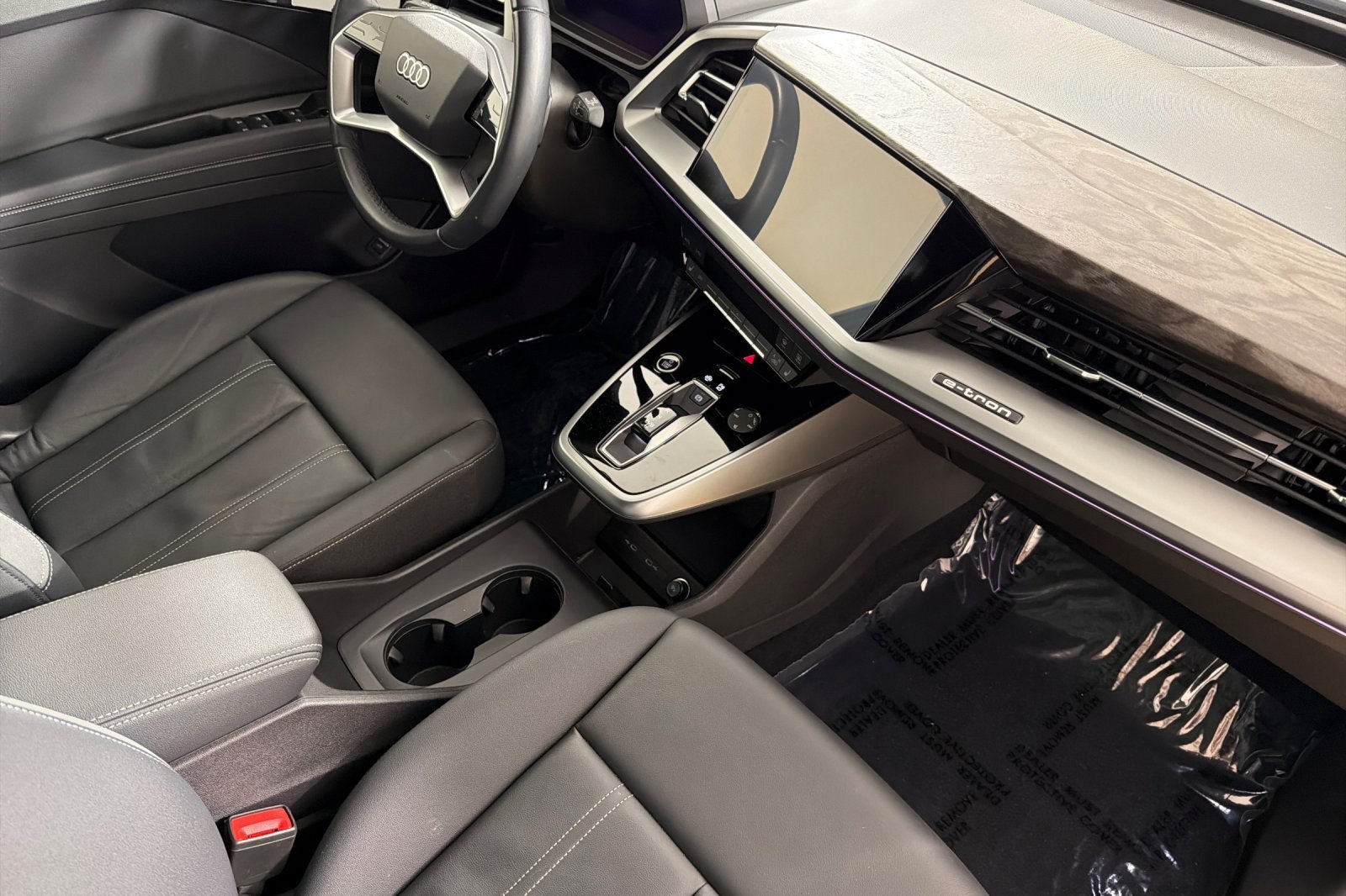 Certified 2023 Audi Q4 e-tron Premium Plus w/ Premium Plus AWD/4WD image 15