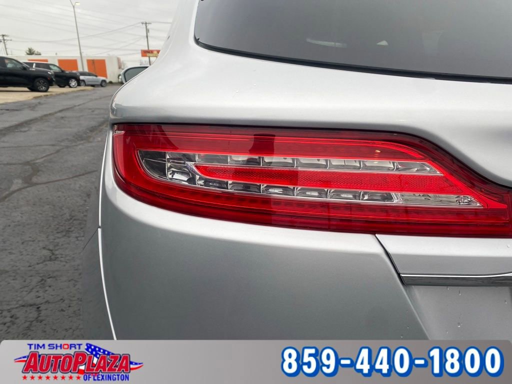 Used 2019 Lincoln MKC Select w/ Select Plus Package image 16