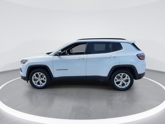 Used 2024 Jeep Compass Latitude image 5
