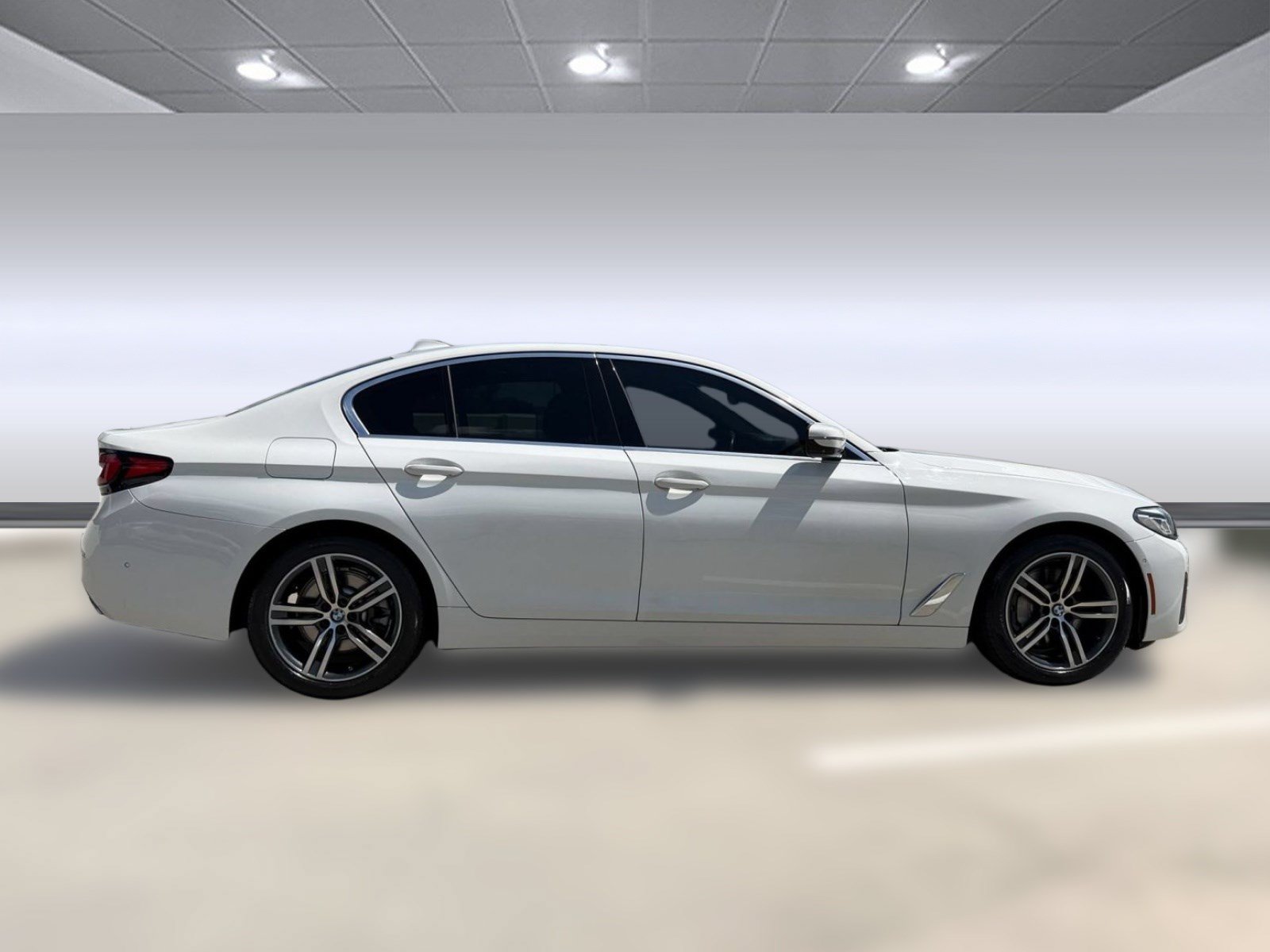 Used 2021 BMW 530i xDrive AWD/4WD image 8