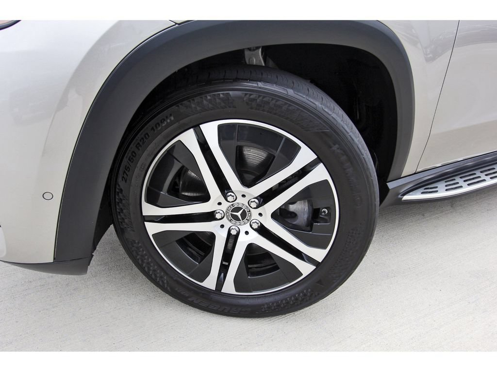 Used 2020 Mercedes-Benz GLS 450 4MATIC image 32
