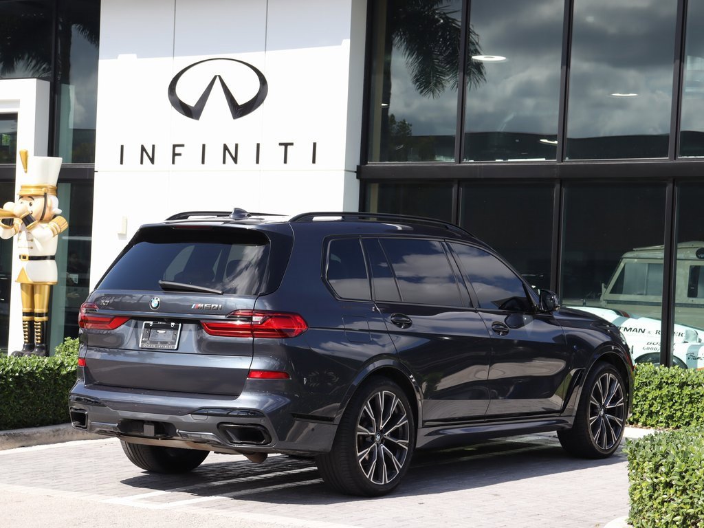 Used 2022 BMW X7 xDrive40i w/ M Sport Package image 4