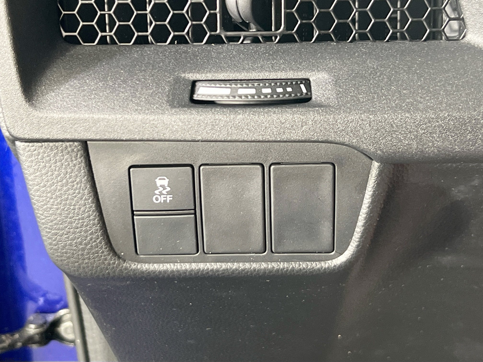 Used 2023 Honda CR-V EX image 10