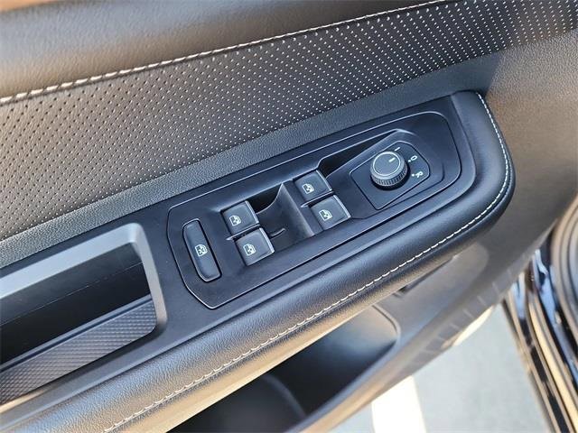 New 2025 Volkswagen Atlas SE image 10