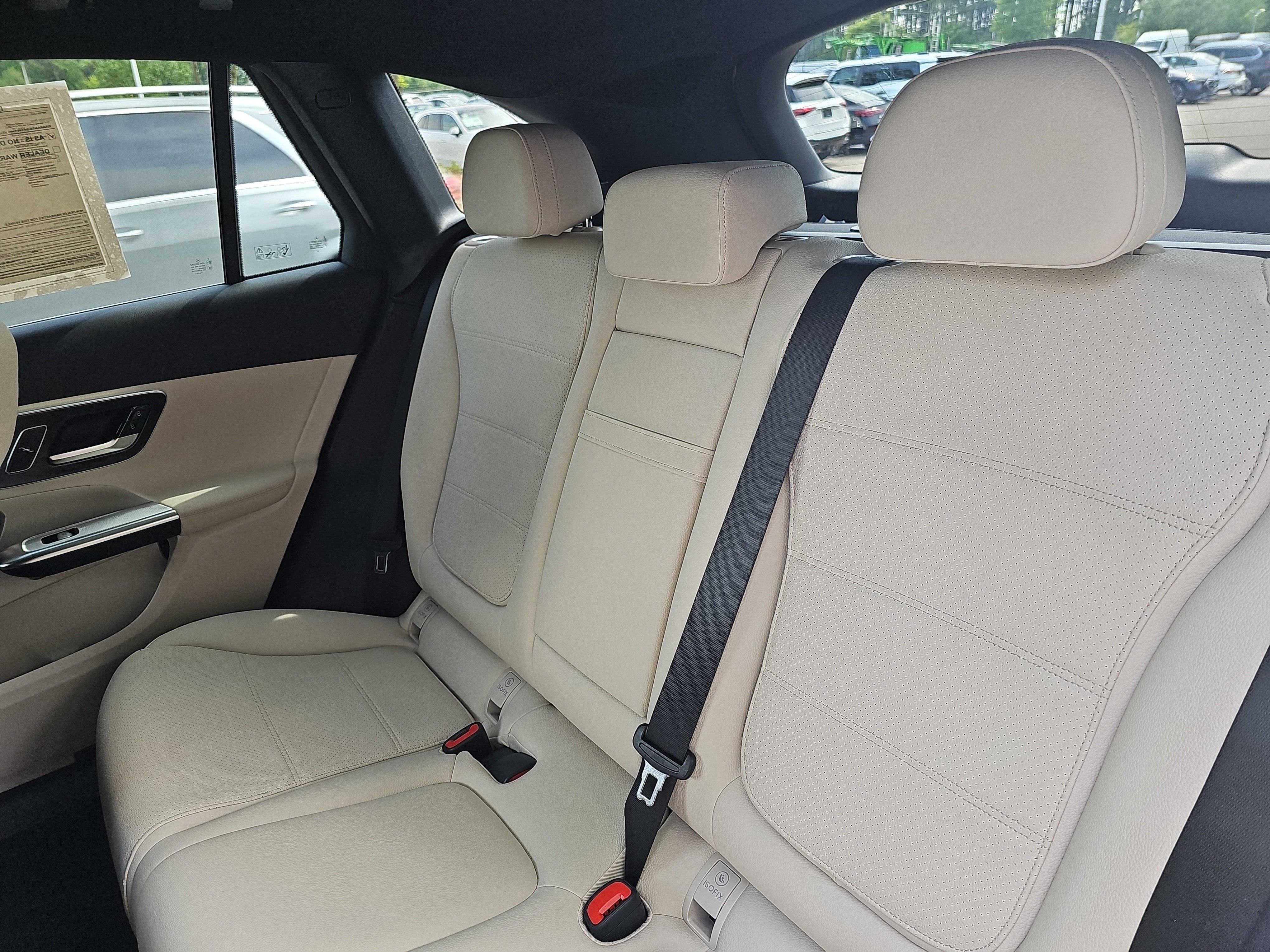 Used 2026 Mercedes-Benz GLC 300 4MATIC image 15