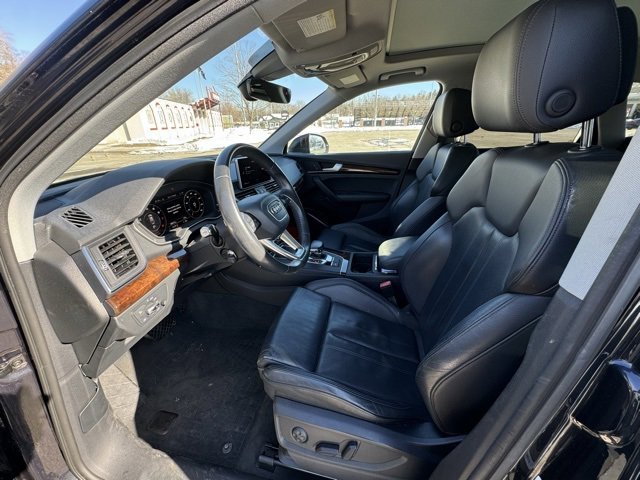 Used 2018 Audi Q5 2.0T Premium Plus w/ Premium Plus Package image 10