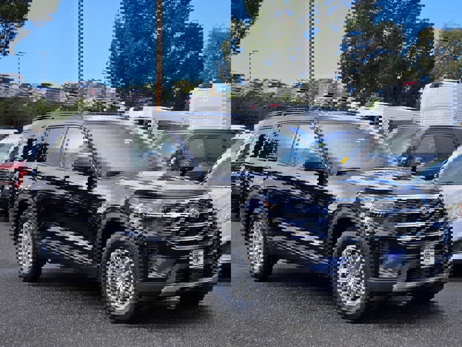 New 2026 Ford Explorer Active image 2