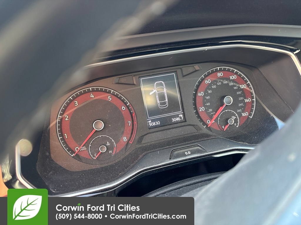 Used 2021 Volkswagen Jetta SE FWD image 3