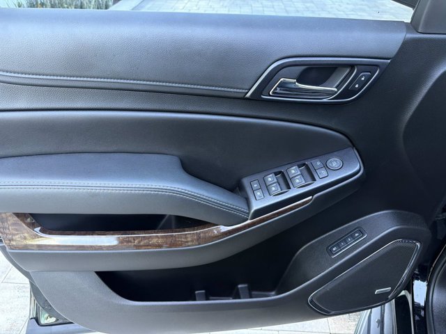 Used 2018 Chevrolet Tahoe LT w/ RST Edition RWD image 8