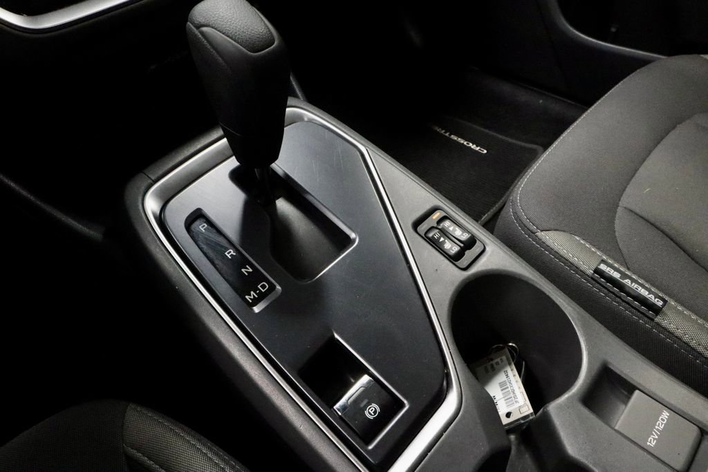 Used 2025 Subaru Crosstrek 2.0i Premium image 32