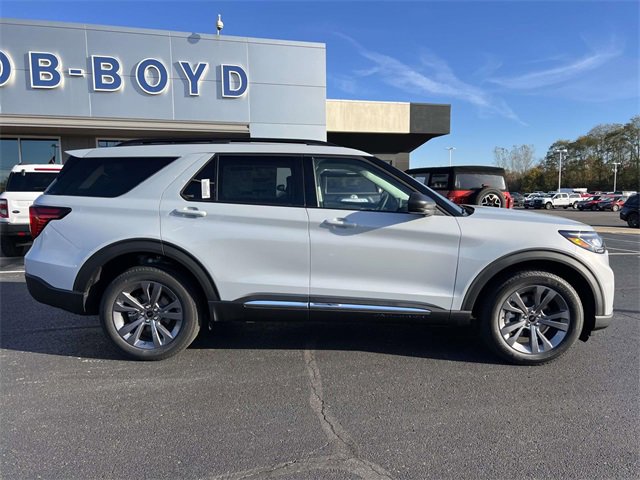 New 2025 Ford Explorer Active w/ Active Comfort Package image 10