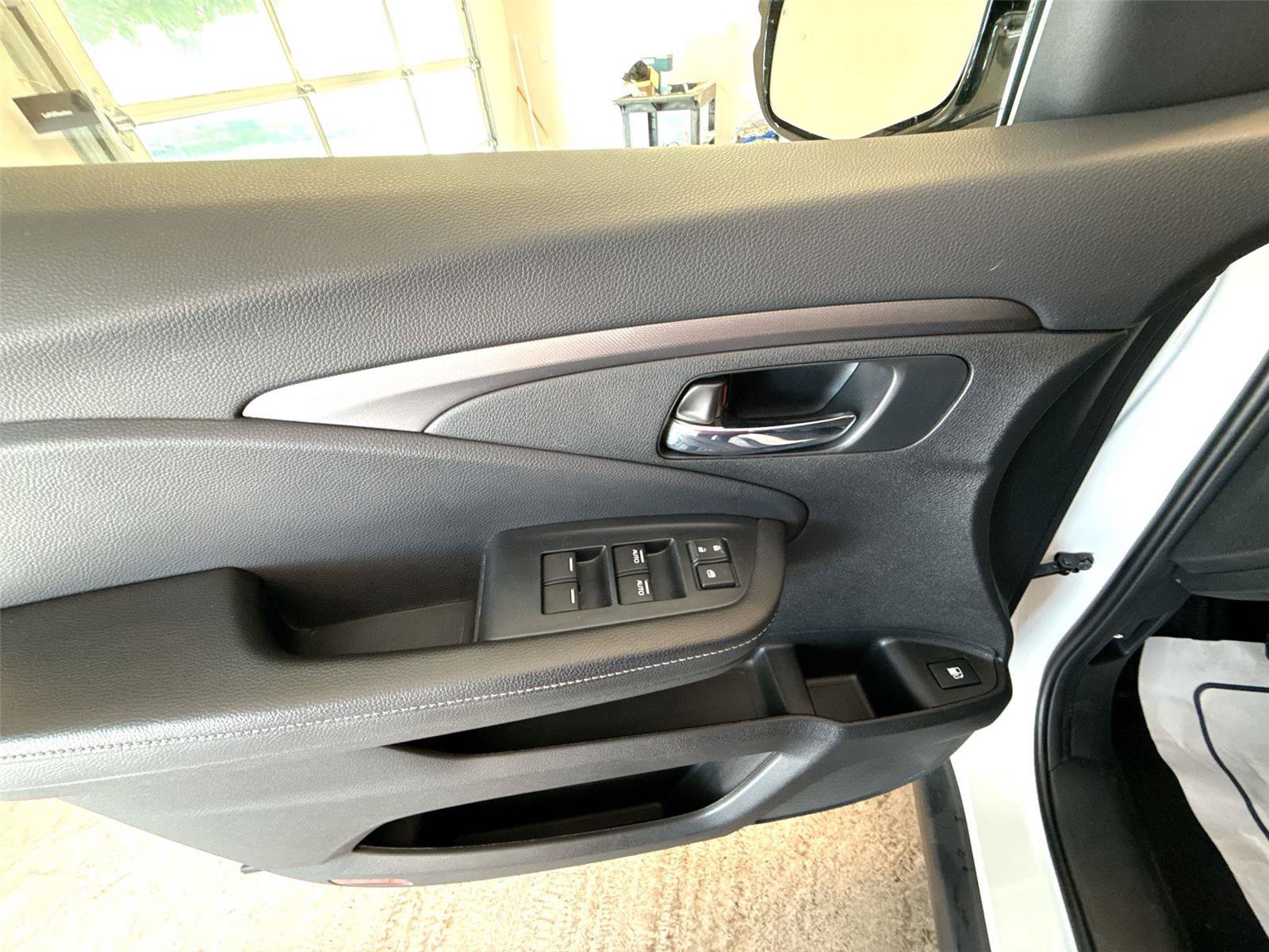 Used 2023 Honda Ridgeline Sport image 15