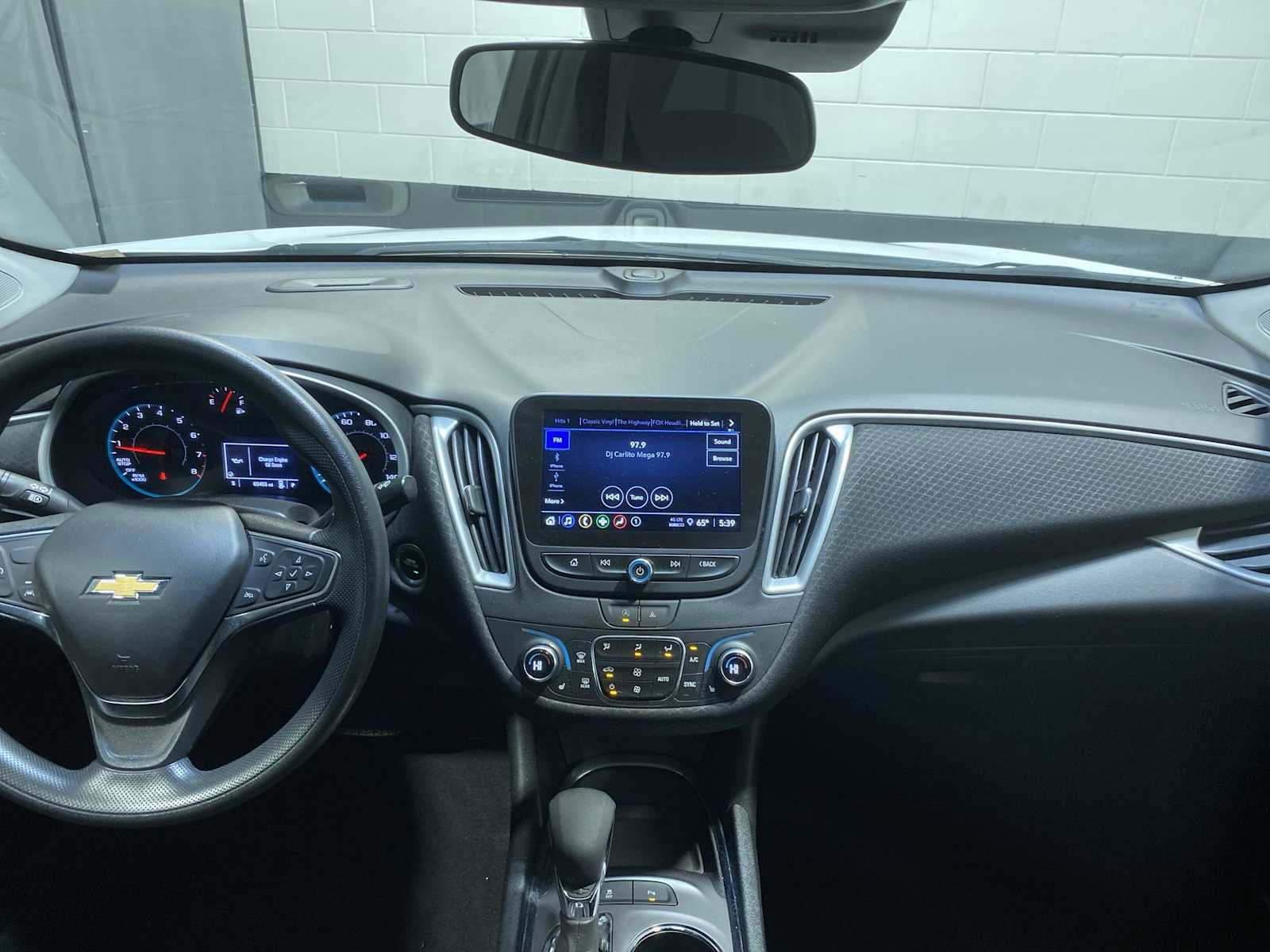 Used 2024 Chevrolet Malibu LT FWD image 10