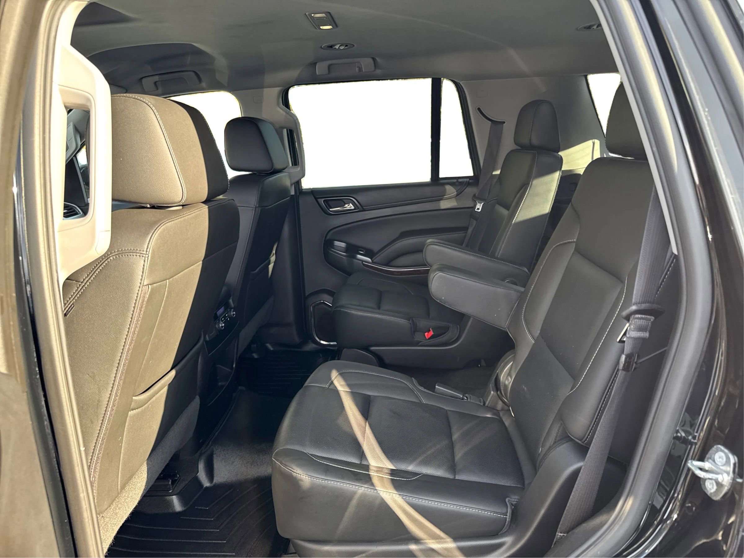 Used 2018 GMC Yukon SLT w/ HD Trailering Package image 13
