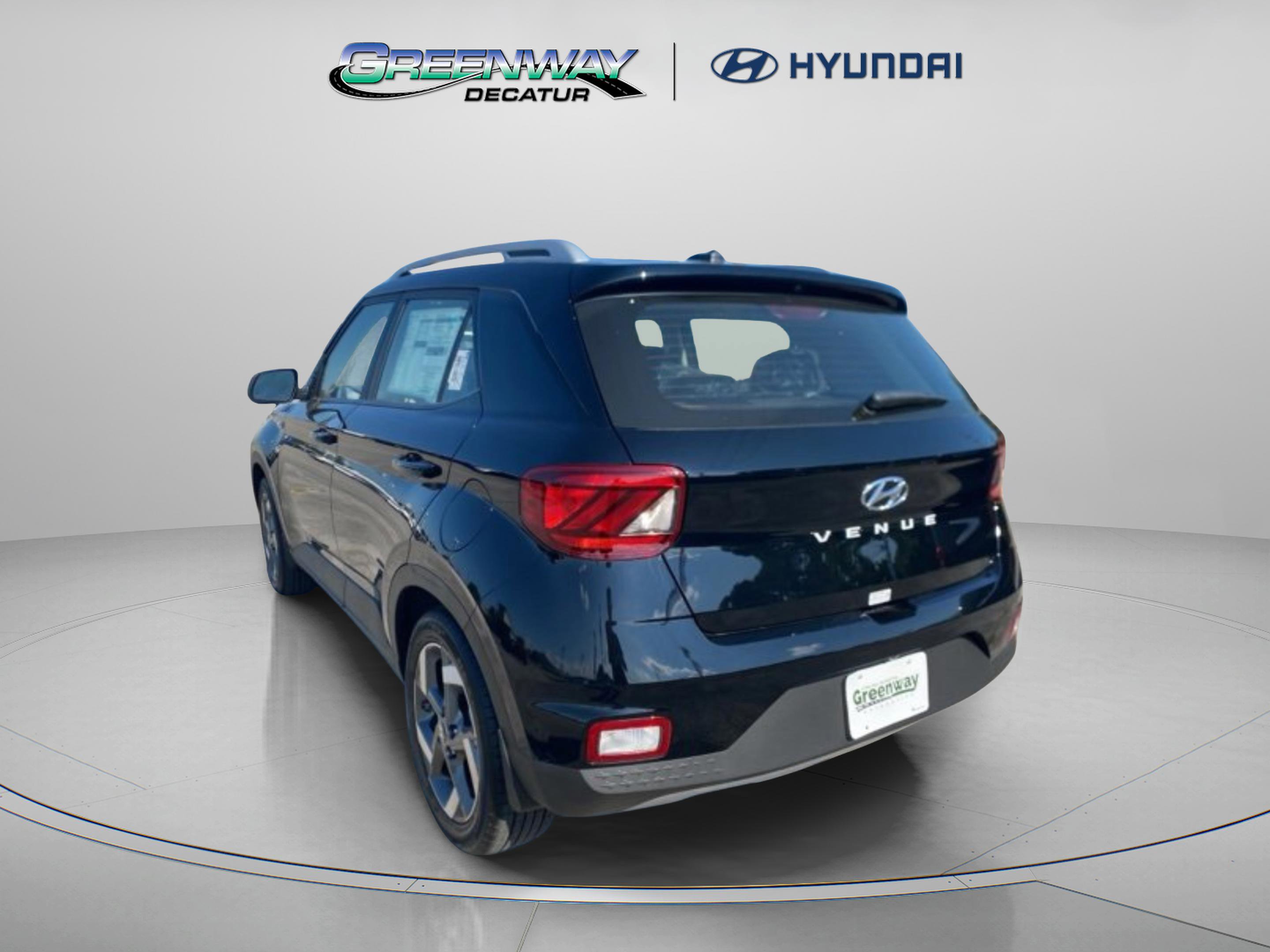 Certified 2025 Hyundai Venue SEL FWD image 6