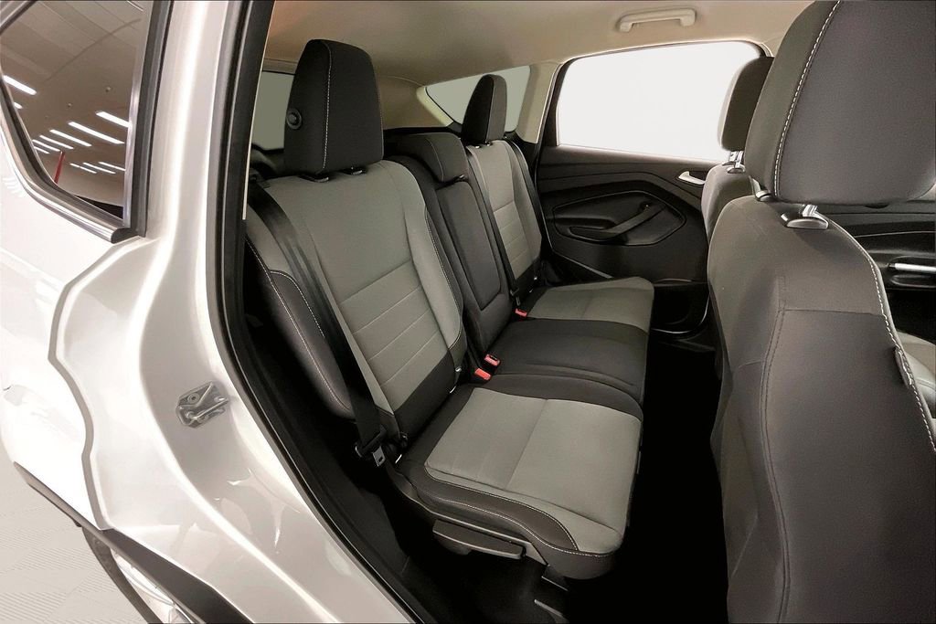 Used 2016 Ford Escape SE w/ Equipment Group 201A image 21