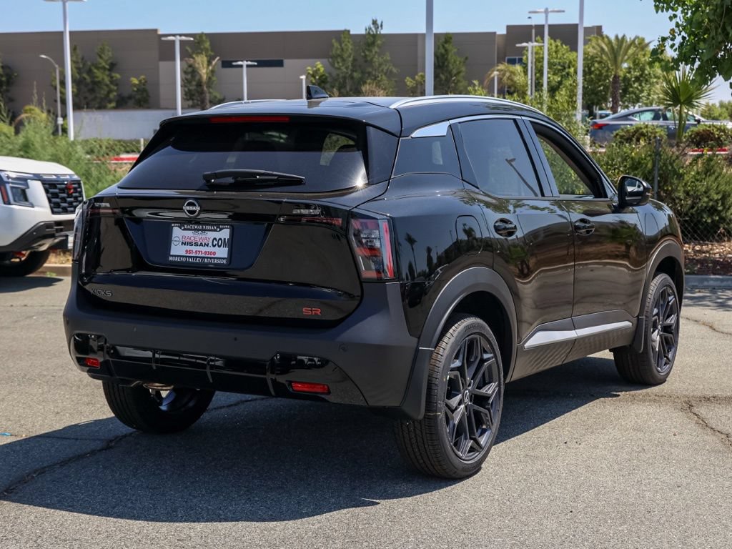 New 2026 Nissan Kicks SR FWD image 3