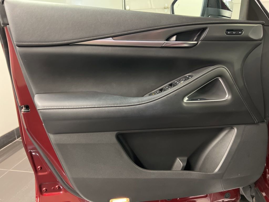 Used 2023 INFINITI QX60 Luxe w/ Vision Package image 31