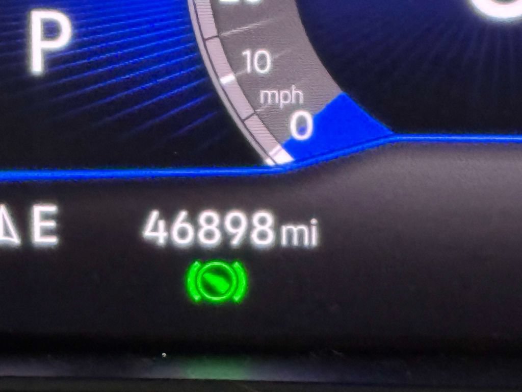 Used 2022 Volkswagen Tiguan SE AWD/4WD image 17