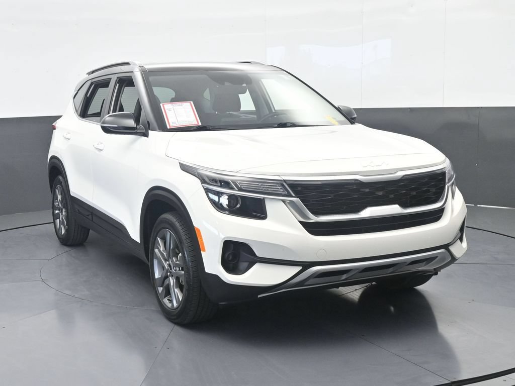 Used 2023 Kia Seltos S FWD image 9