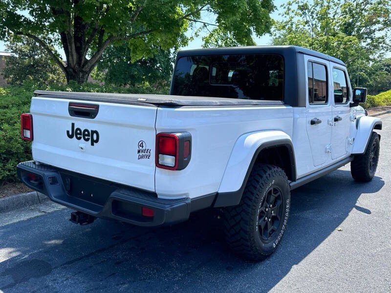Used 2022 Jeep Gladiator Sport AWD/4WD image 7