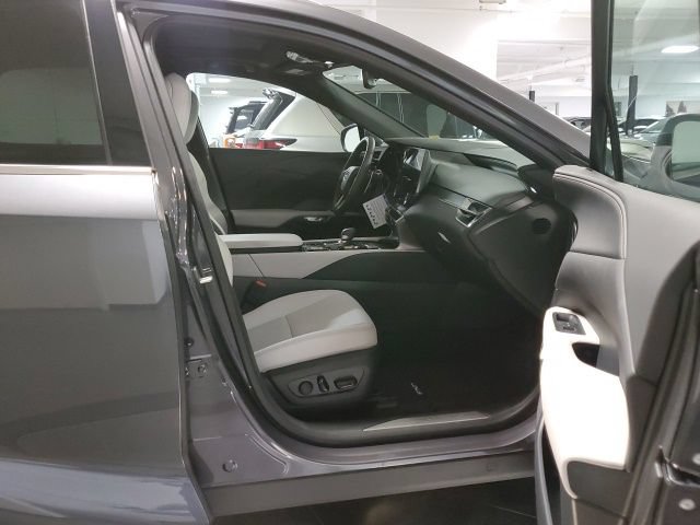 Used 2026 Lexus RX 350h w/ Convenience Package AWD/4WD image 33